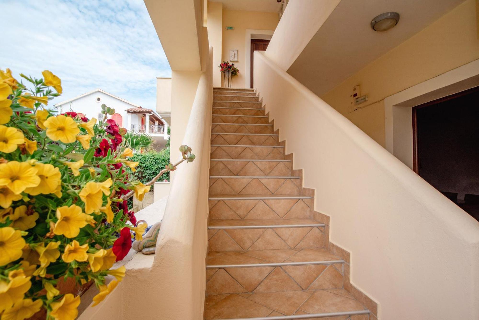 Angelique Apartments Agios Georgios  Exterior foto